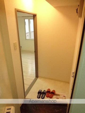 MORE TONDENの内装写真