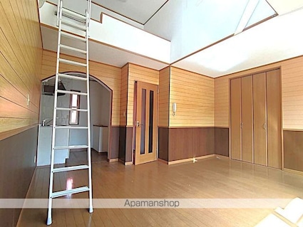 カリヨンコート[1K/28m2]のリビング・居間