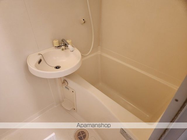 リバーハイツ豊岡の内装写真