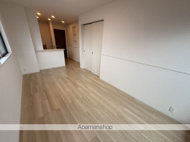 枚方市 3階建 新築の内装写真