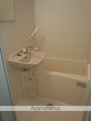 レオパレスＦＩＴ　ＴＥＲＲＡＳＥ[1K/23.74m2]のバス