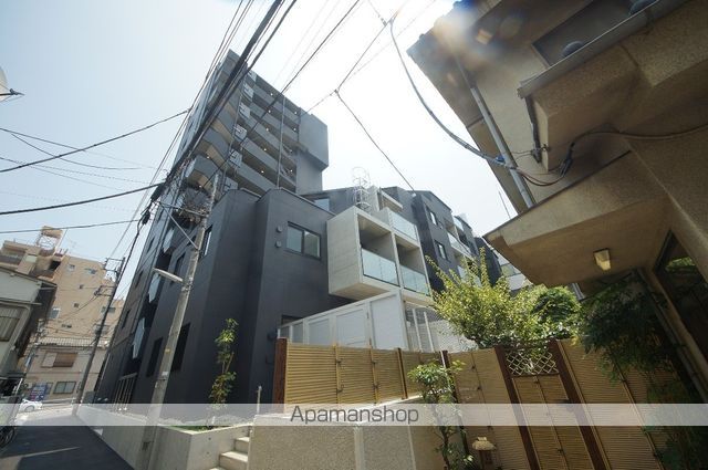 ZOOM新宿夏目坂の外観写真
