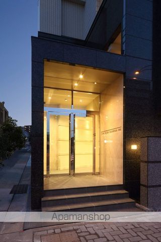 ブランブリエ東山ドゥーエの玄関写真