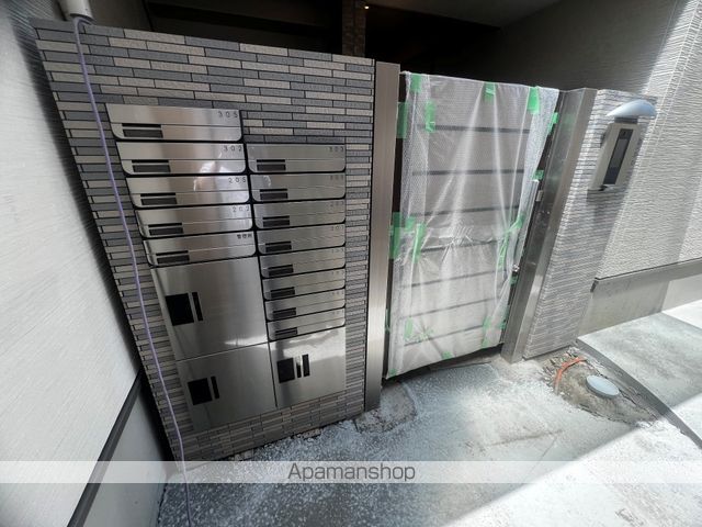 フジパレス瓢箪山II番館の玄関写真