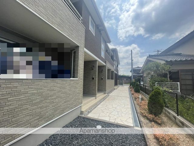クレール港町の玄関写真