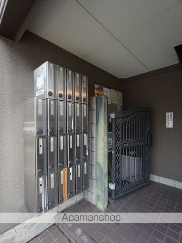 センチュリーヴィレッジの玄関写真