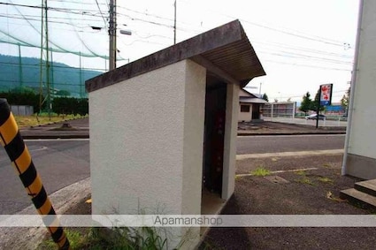 サンビバハイツＡ棟[3DK/63m2]の共用部1