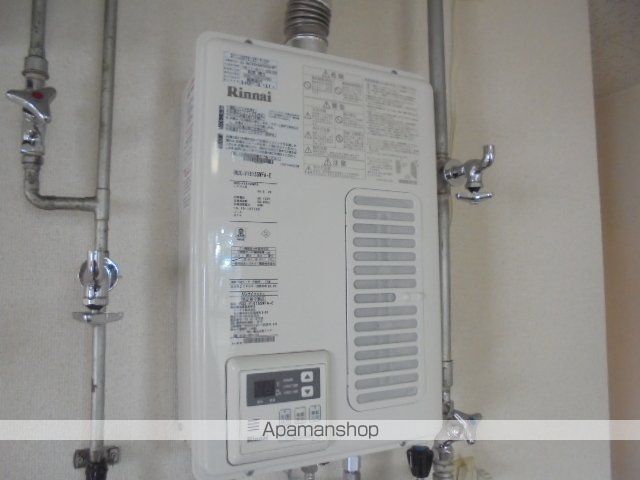 元町アパートメントの内装写真