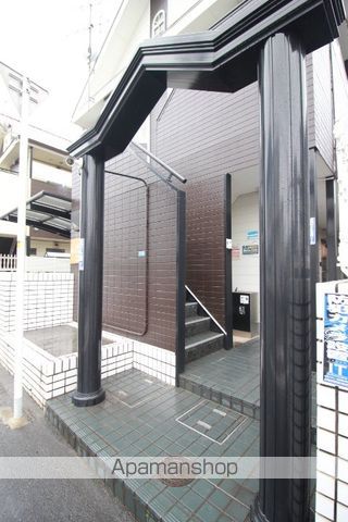 サンシャイン21の玄関写真