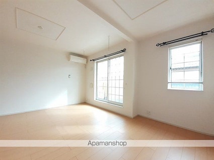 シャルマンコート広沢Ｅ[2LDK/62.45m2]のリビング・居間