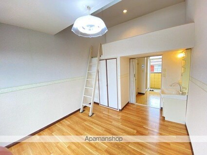 サニーライフ青山[1K/19.8m2]のリビング・居間