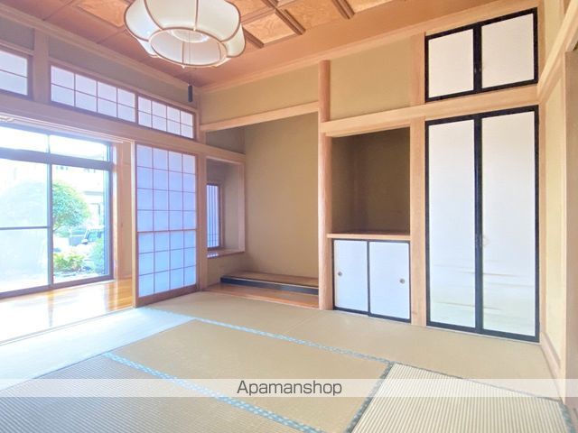 東海道本線 藤枝駅 徒歩12分 2階建 築36年の内装写真