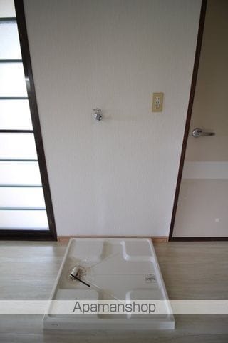 ファミーユ竹原Cの内装写真