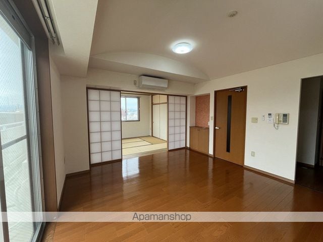 免震 メイヤーズ西町の内装写真