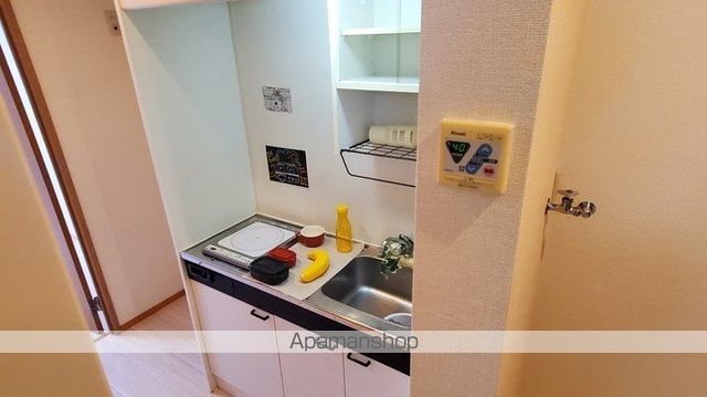 シャインヒル Bの内装写真