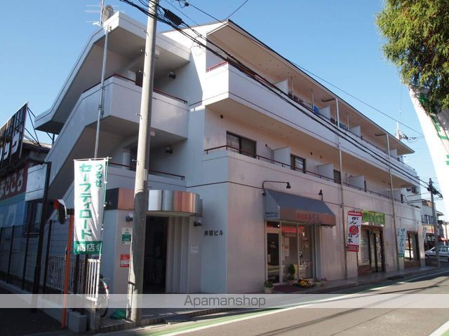 広瀬ビルの玄関写真