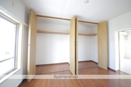 サザンクロス[1LDK/52m2]の収納