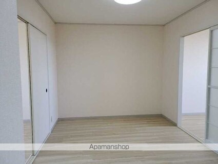 クレール清水[3LDK/65.44m2]の内装1