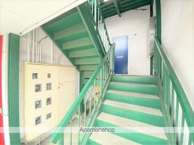 メゾンパティオ花園の玄関写真