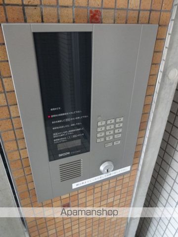 サエラ115の玄関写真