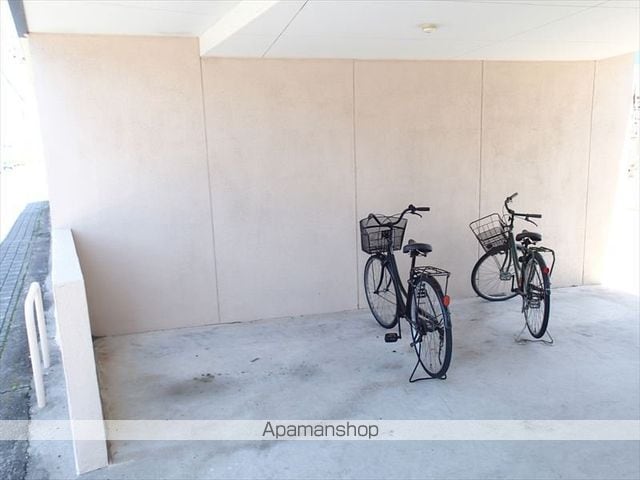 和歌山県和歌山市紀三井寺[1R/23.65m2]の共用部