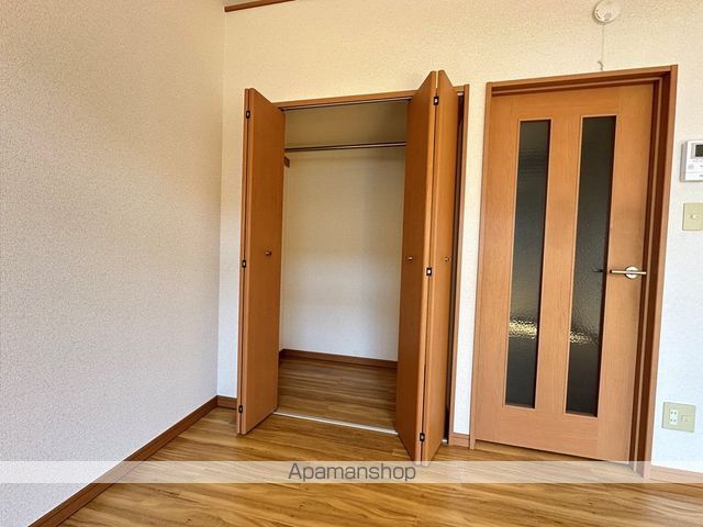 グリーンヴィレッジ上川田A棟の内装写真
