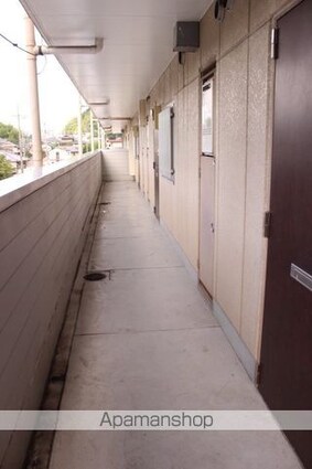 リバーサイド弐番館[1K/20m2]のエントランス1