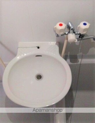 レオパレスクレスト[1K/20.28m2]の洗面所