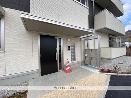 エミネンス[1LDK/41.85m2]のエントランス