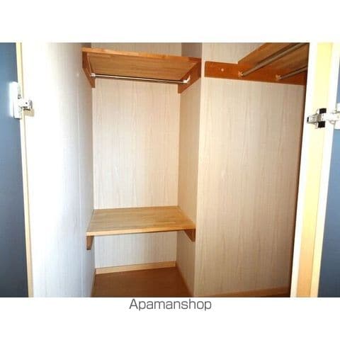 メゾンドはなぶさIII A棟の内装写真