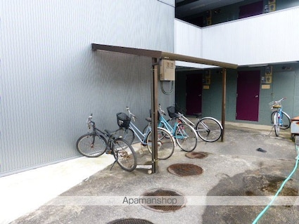 アルファニシモト[1K/31.39m2]のエントランス2