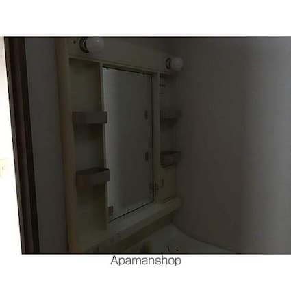 松岡ビル[3LDK/69.59m2]の洗面所1