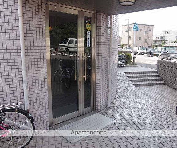 サニークレスト祥山の玄関写真