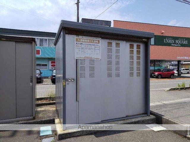 コートビレッジ山王 IIIの内装写真