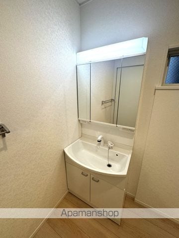 練馬区 2階建 築3年の内装写真