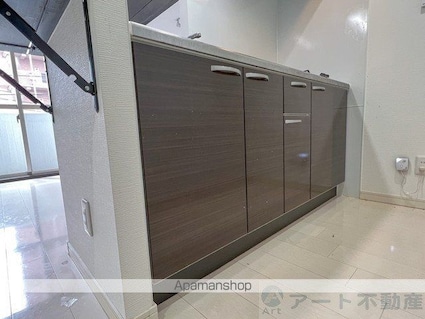 アルト萱町　西棟[1R/25.4m2]の内装1