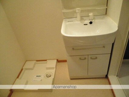 ルーブル・ベル[1K/29.61m2]の洗面所