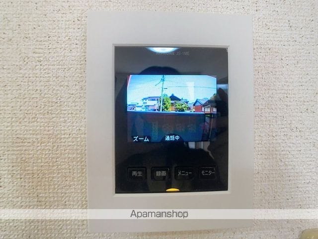 エメラルド・グリーンの内装写真