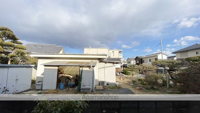 プール・トゥジュールのその他写真