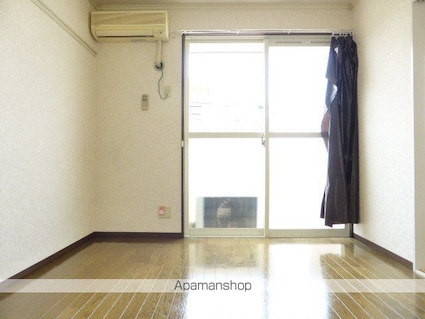 フォーダイヤモンズタウン　Ａ[2K/40.15m2]のリビング・居間