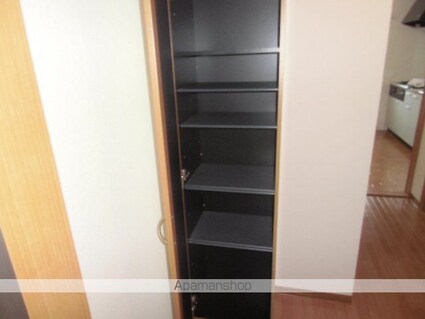 ＭＡＪＯ　ＭＡＪＯ[1LDK/43.44m2]の玄関