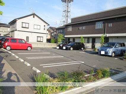 アルフラット椿　Ｂ棟[2LDK/66.32m2]の駐車場2