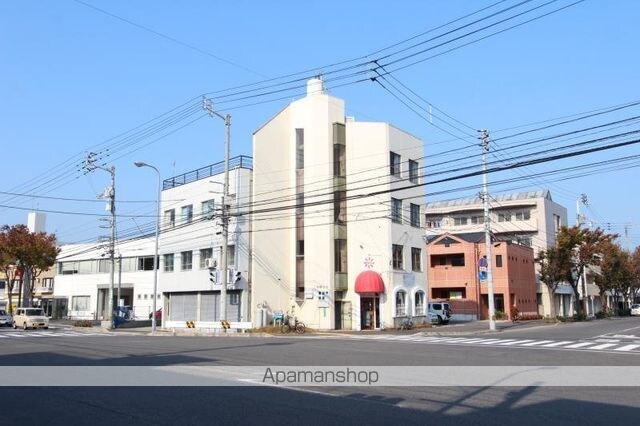 寺岡ビル[1K/33m2]の外観2