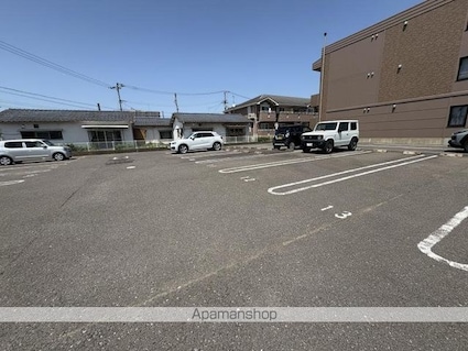 バレーフィールド仏生山館[2LDK/55.32m2]の駐車場