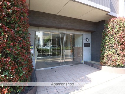 ステラートシティ桜山[3LDK/72.51m2]のエントランス1