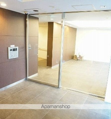 BLESS上池袋の玄関写真