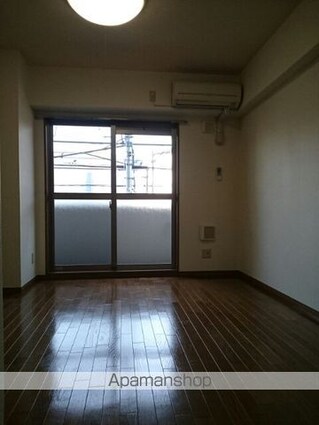 ラレ　デ　スリジィエ[1R/27.1m2]のリビング・居間1