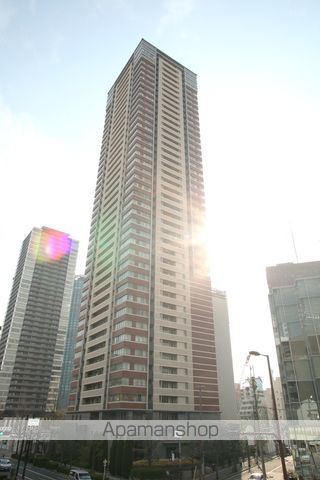 ローレルタワーサンクタス梅田の外観写真
