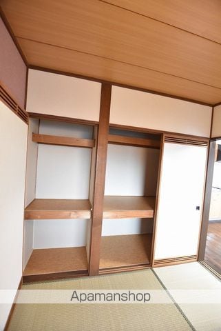 ロイヤル麻生の内装写真