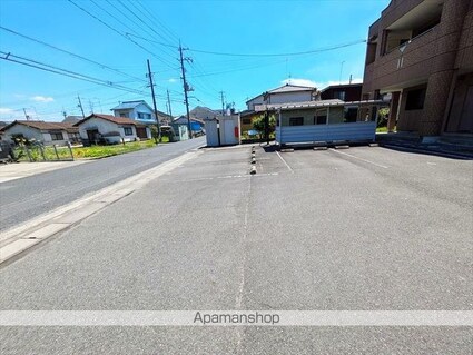 シーサイド・いずみ[1LDK/36m2]の駐車場2